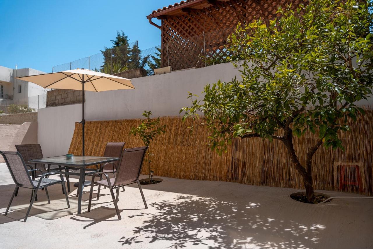 Stylish Central Renovated Apartment Heraklion  Екстер'єр фото
